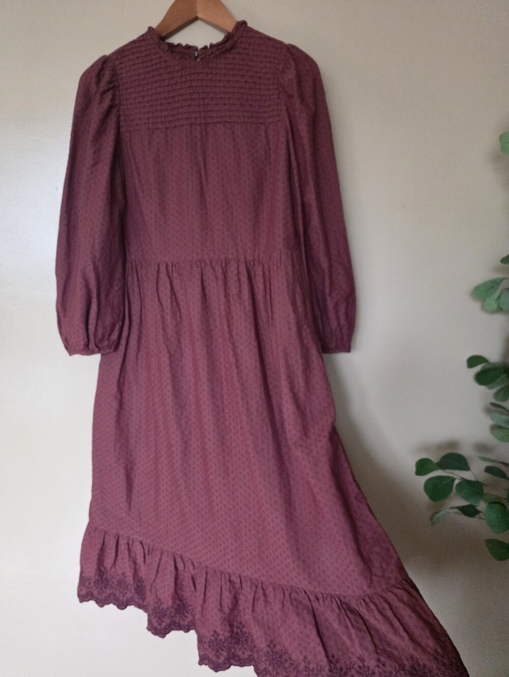 Universal Thread Burgundy Eyelet Prairie Tiered Midi Dress M Peasant Cottagecore